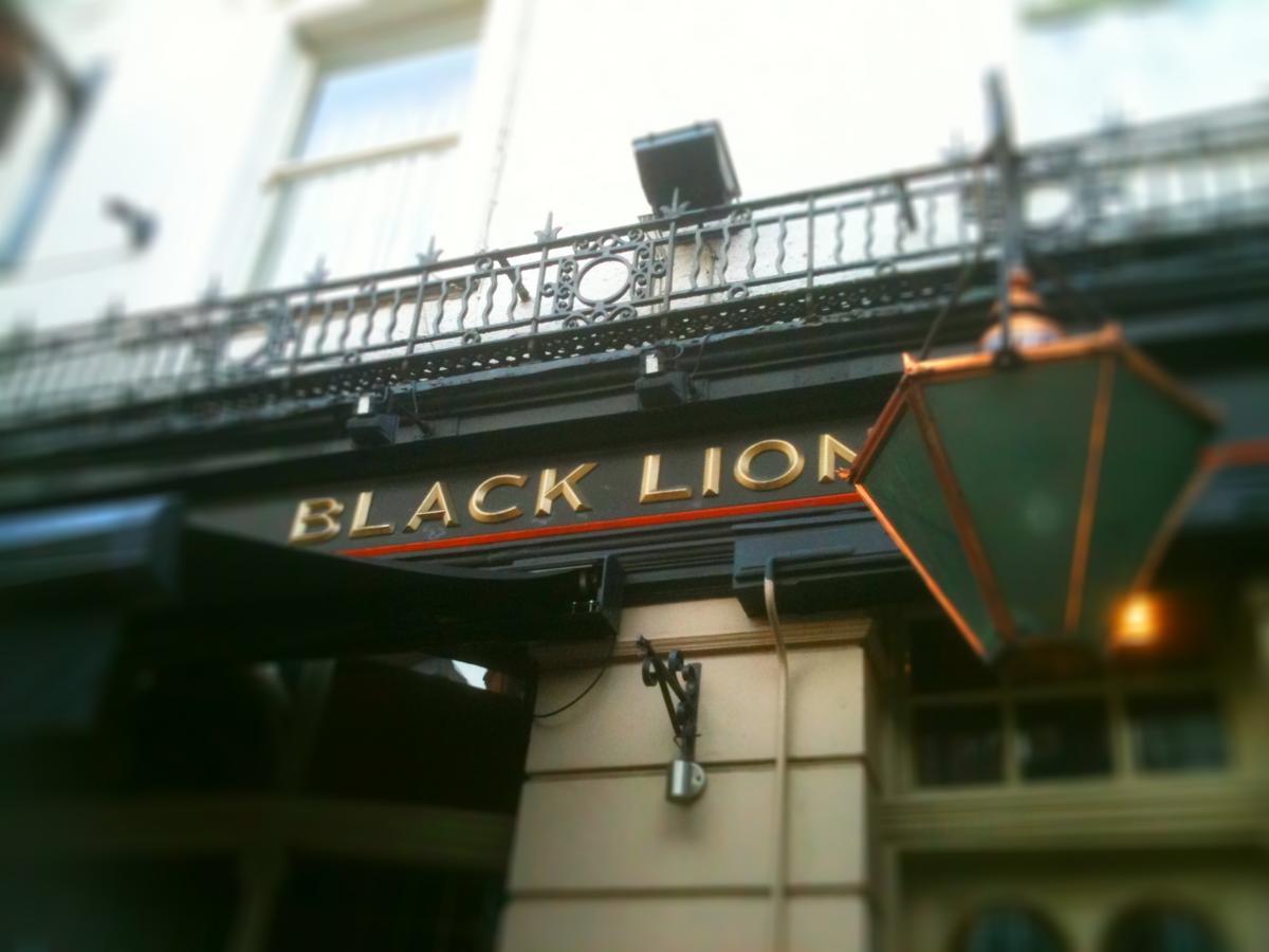 Black Lion Surbiton Exterior foto